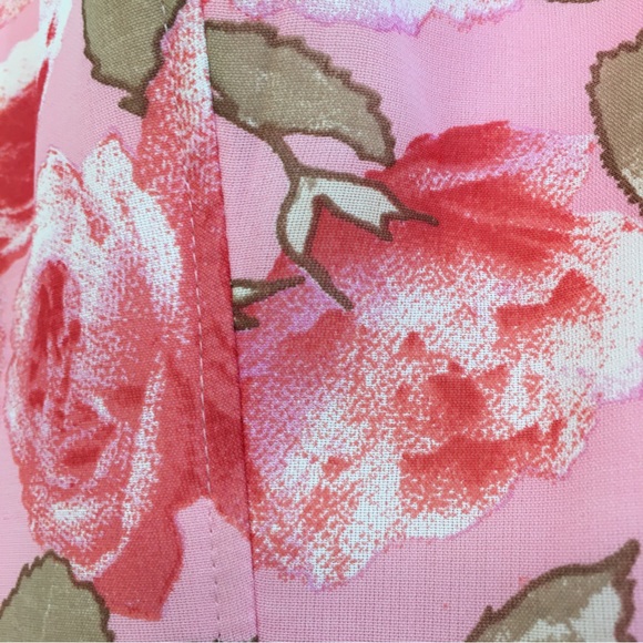 Pink & red fitted top. Size S. - Picture 2 of 7